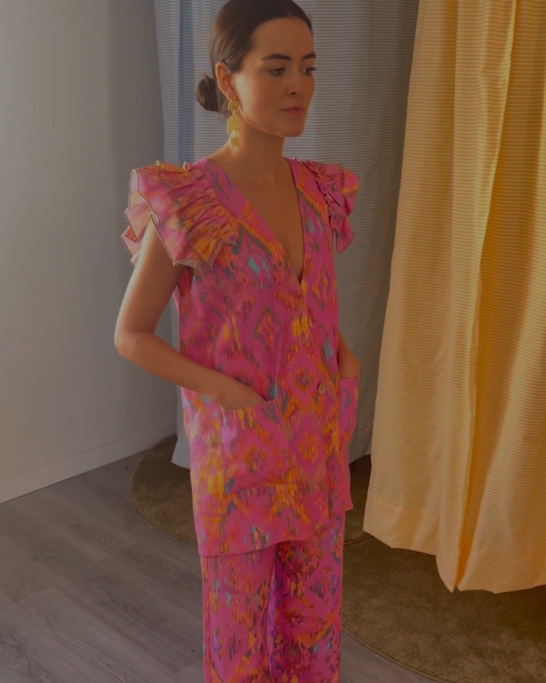 CHALECO CASILDA - IKAT FRESA - PREORDER 13 FEBRERO