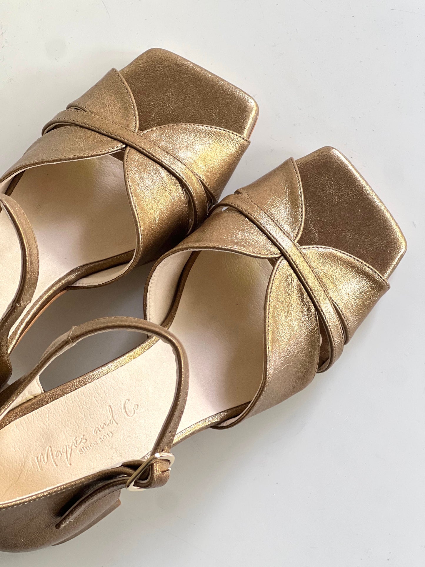 MAQUIS SANDALS - GOLD