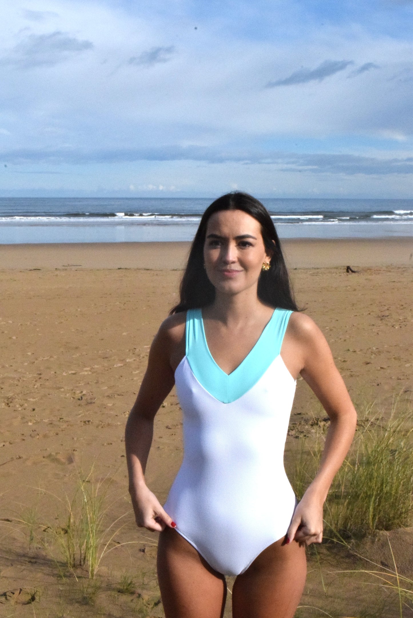 TRAJE DE BAÑO - VICTORIA - BLANCO CON AZUL