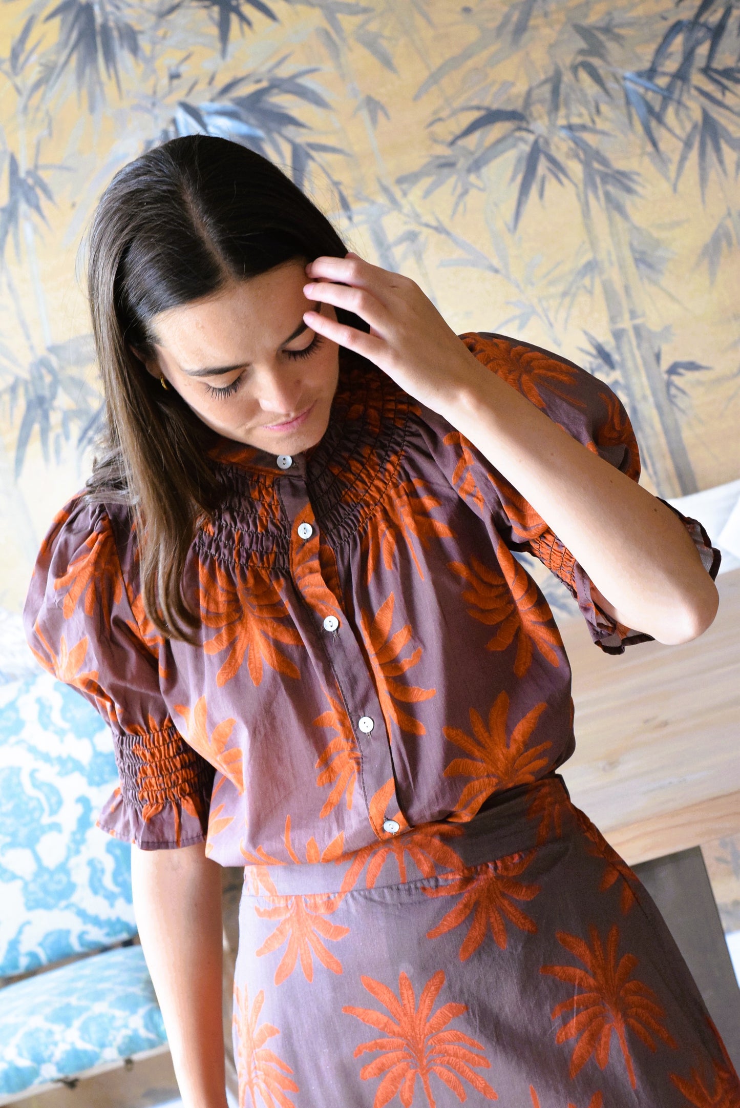 BLUSA MARÍA - MARRÓN CON PALMERAS