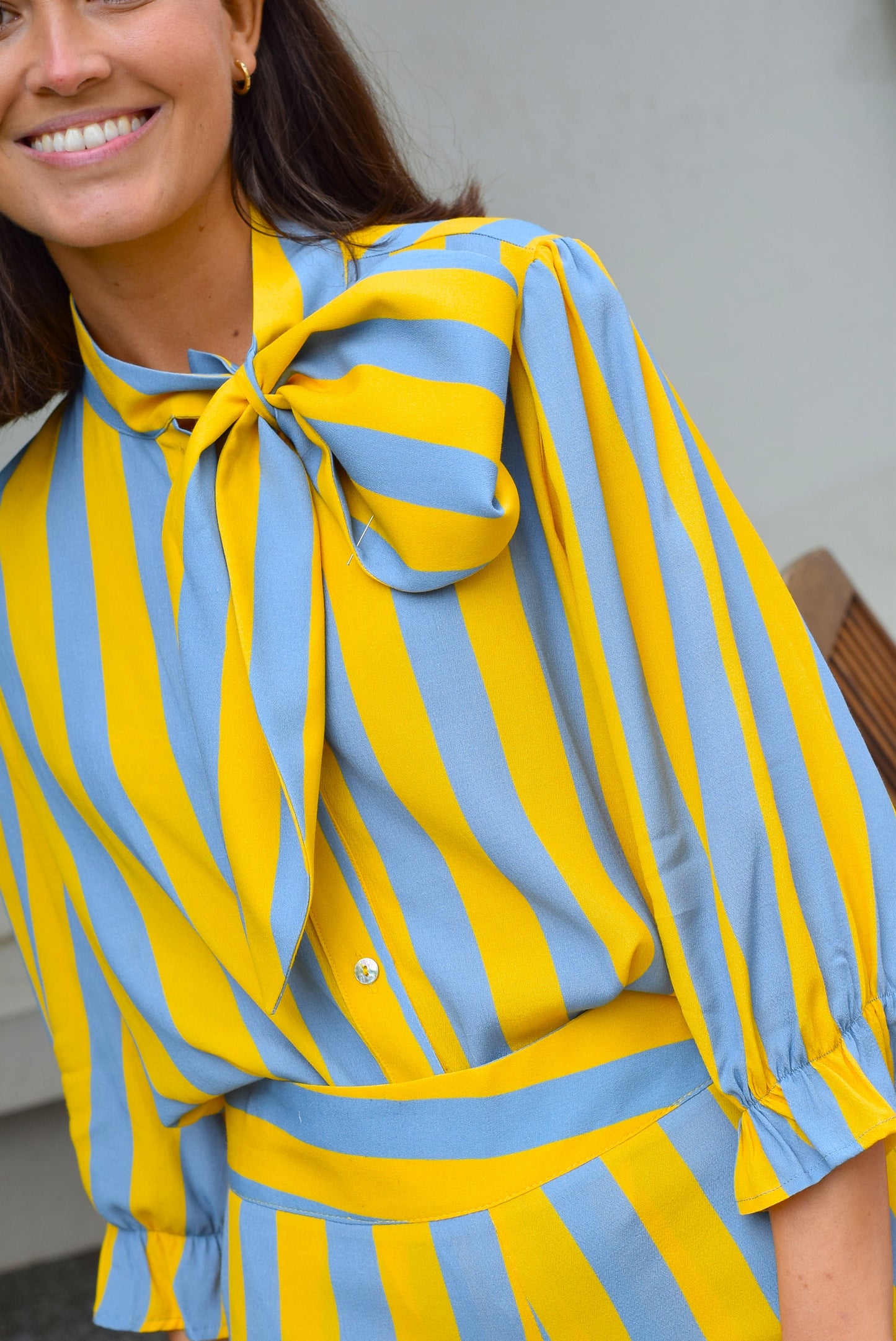 BLUSA RAFAELA - RAYAS AMARILLA Y GRIS - PREORDER 18 MAYO