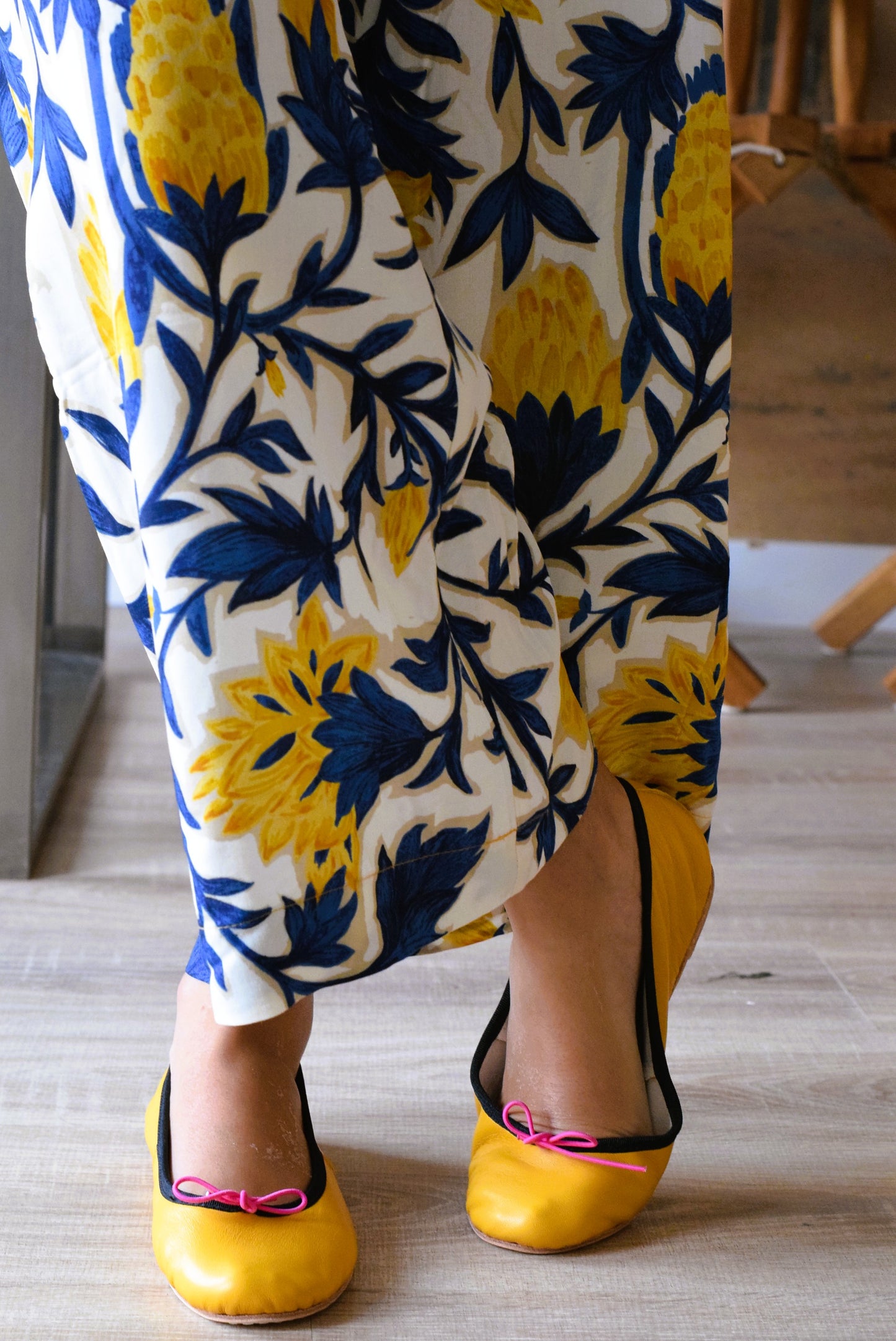 PANTALONES SOL - FLOR AZUL Y AMARILLA - PREORDER 5 SEPTIEMBRE