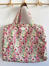 Cargar imagen en el visor de la galería, BOLSA CAROLA -  LIBERTY FRAMBUESA - PREORDER 13 DICIEMBRE -
