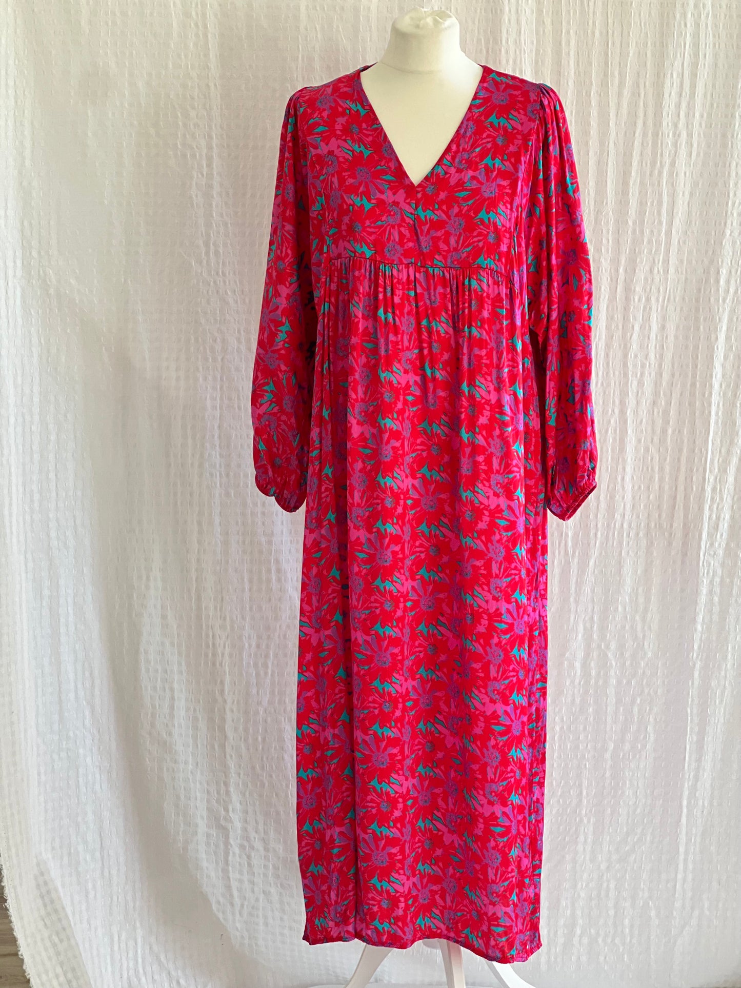 VESTIDO VICTORIAS - FUCSIA