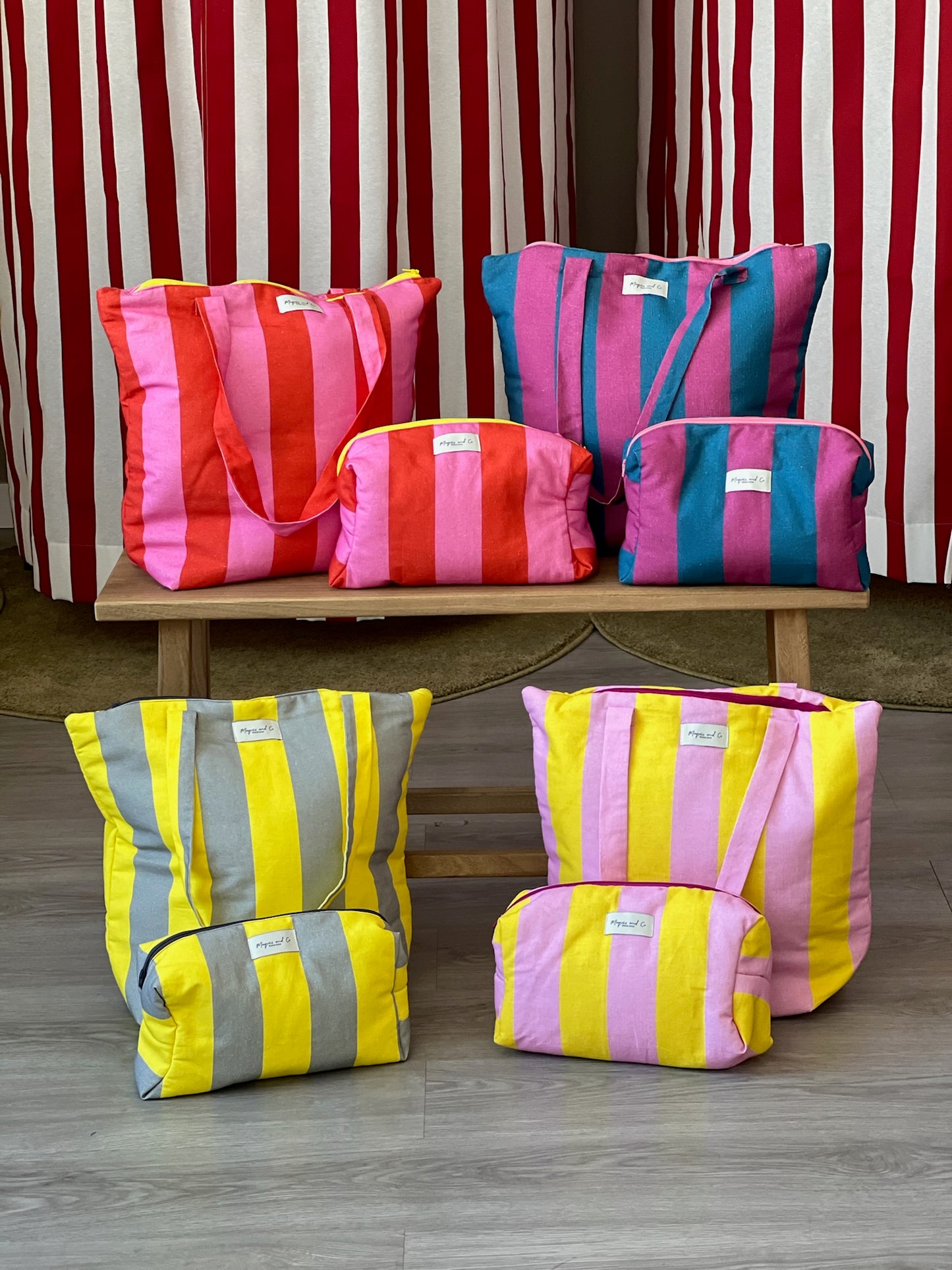BOLSA CAROLA -  RAYAS AMARILLAS Y ROSAS