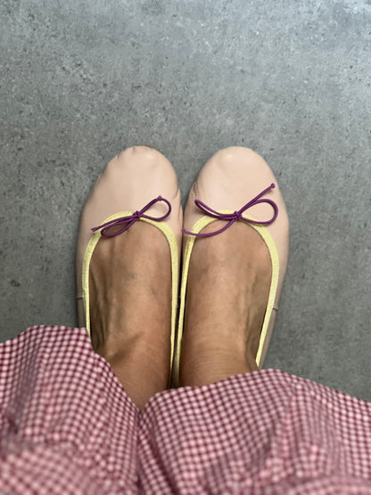 NUDE BALLERINAS WITH PASTEL YELLOW -