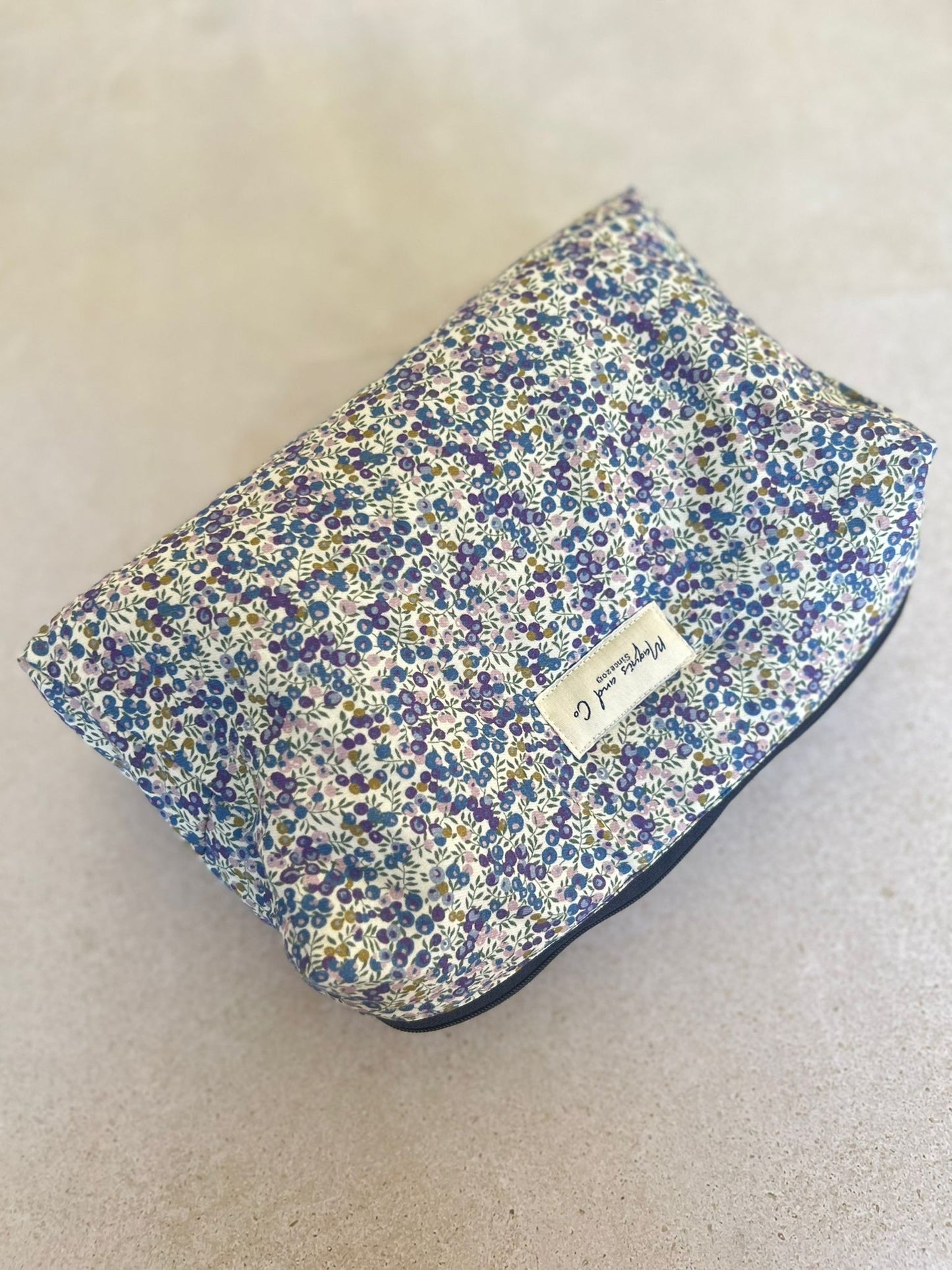 ANA MAKEUP BAG - LIBERTY BLUE -