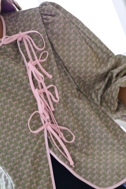 BLUSA FEDERICA - VERDE Y ROSA - PREORDER 9 OCTUBRE
