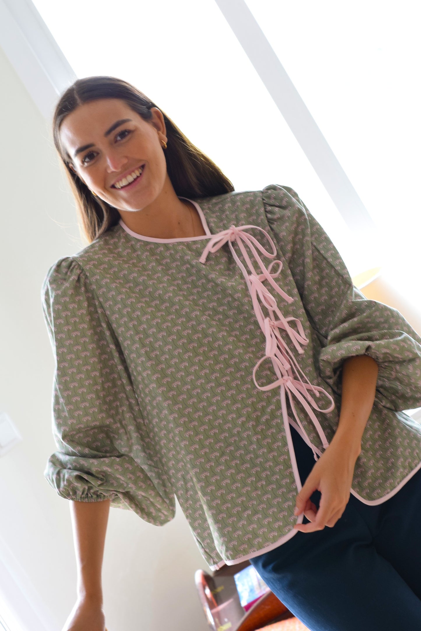 BLUSA FEDERICA - VERDE Y ROSA - PREORDER 9 OCTUBRE