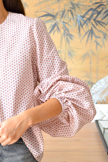 BLUSA GENOVEVA - FLORECITAS - PREORDER 15 SEPTIEMBRE