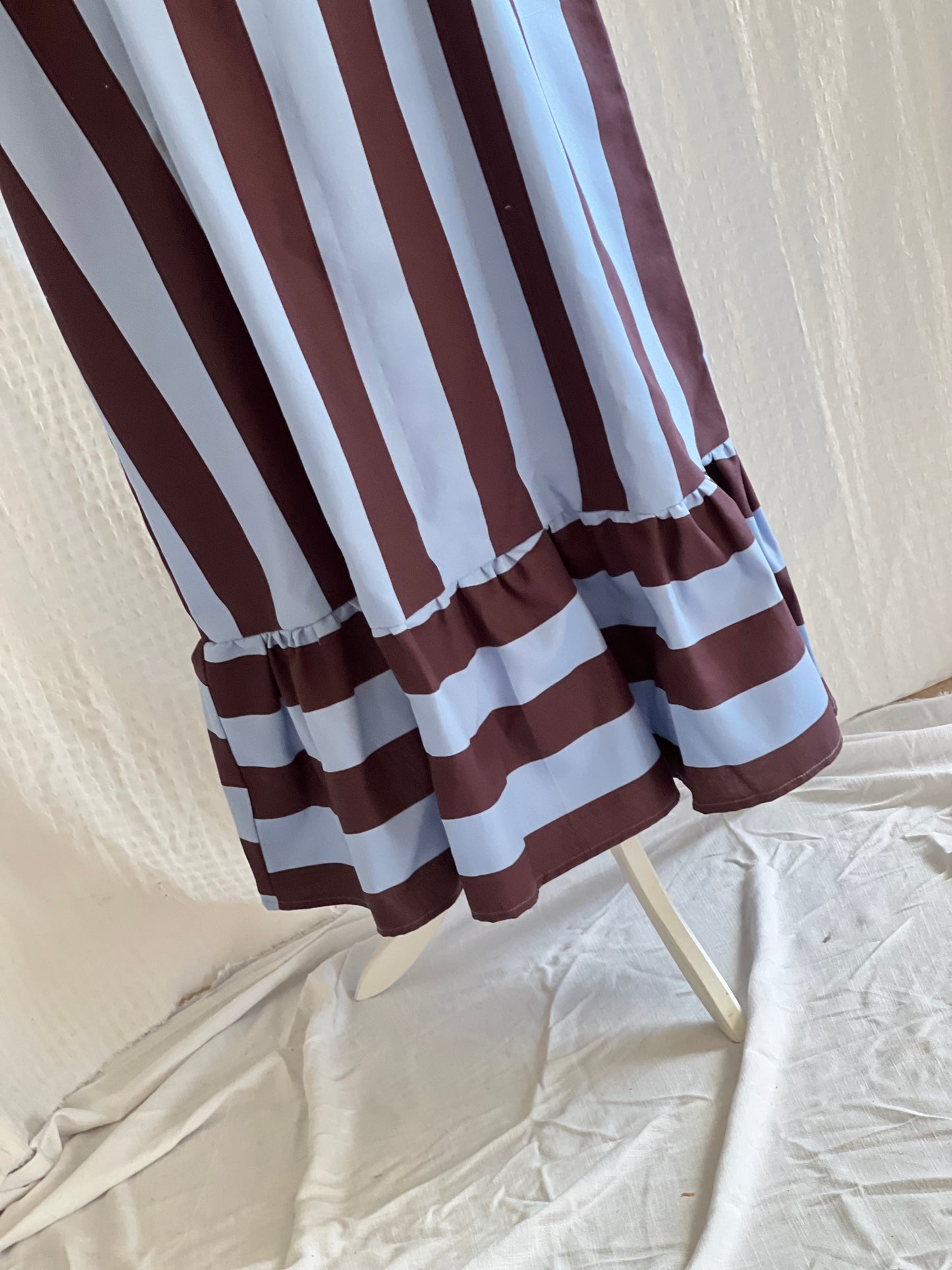 VESTIDO CONSTANZA - RAYAS AZUL Y MARRÓN