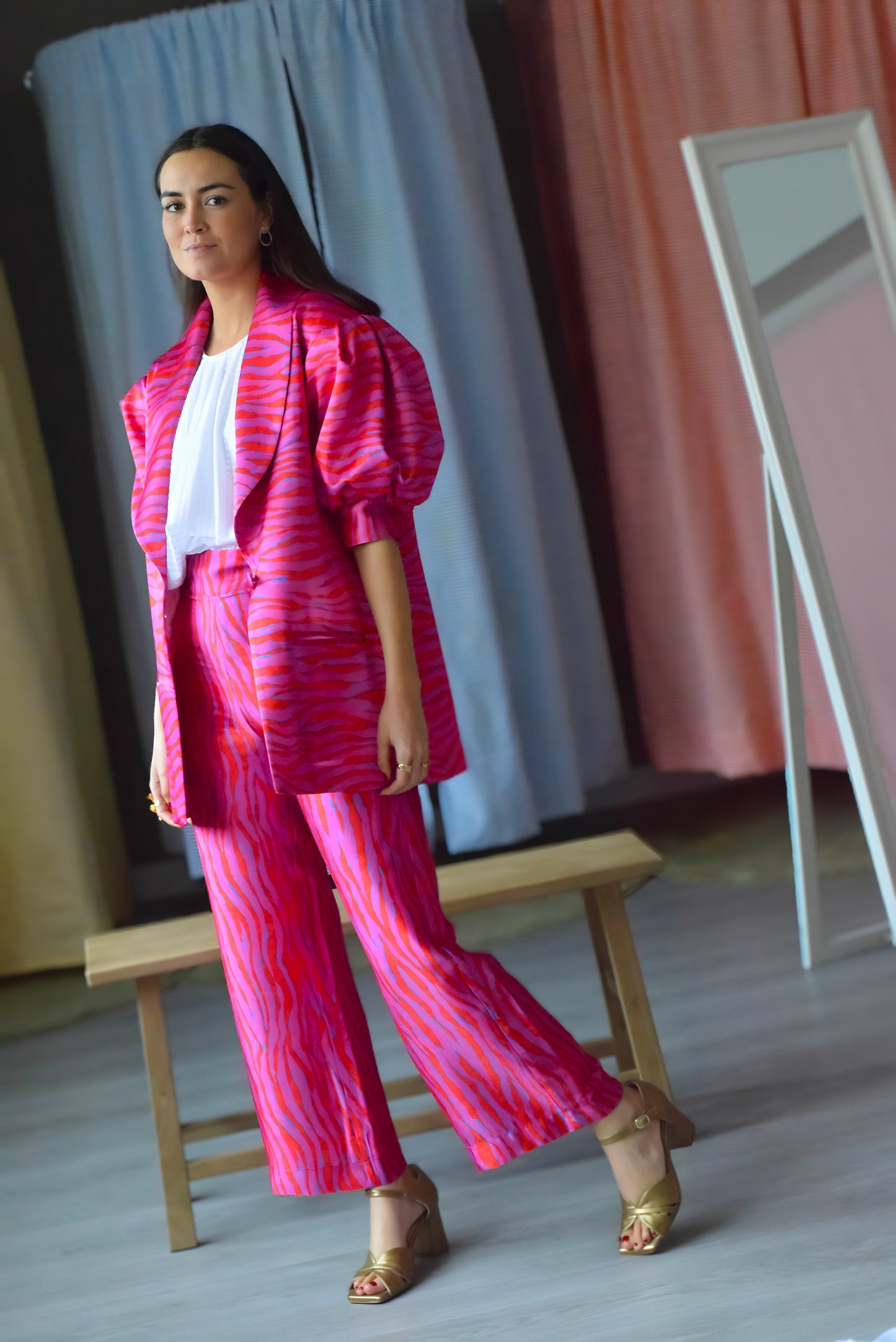 CHAQUETA MACARENA - ROSA Y ROJA - PREORDER 26 ABRIL