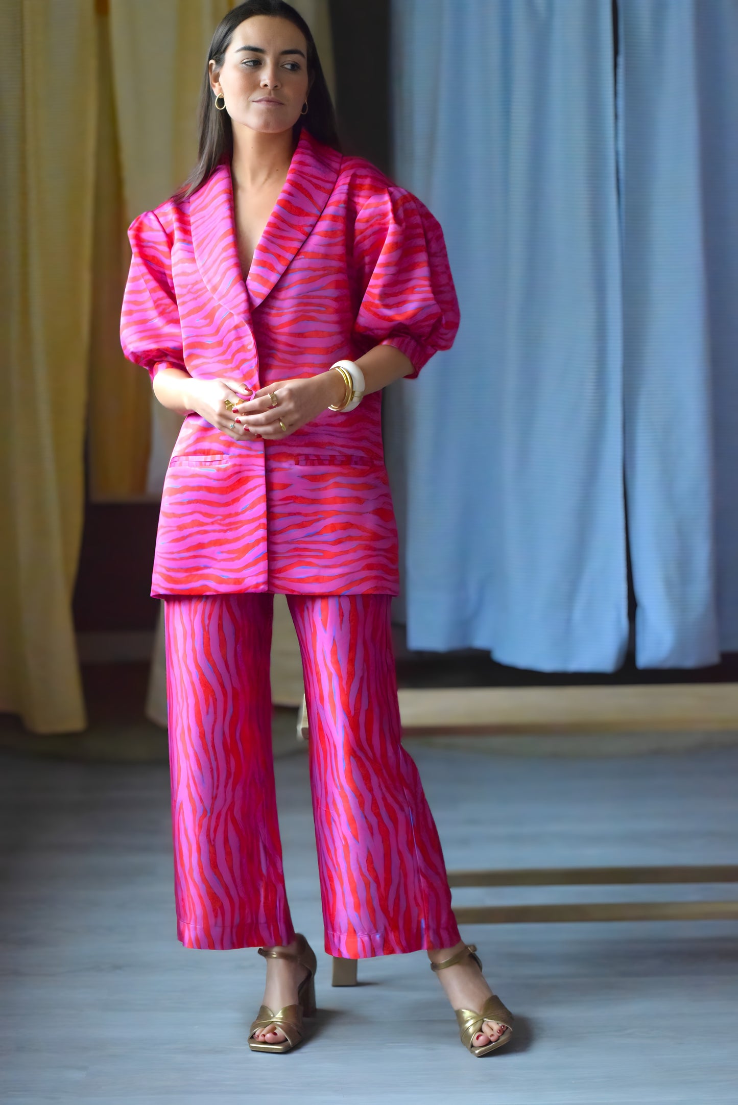 CHAQUETA MACARENA - ROSA Y ROJA - PREORDER 26 ABRIL