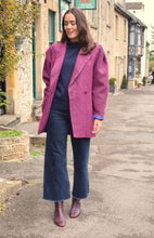 Load image into Gallery viewer, CHAQUETA MORADA
