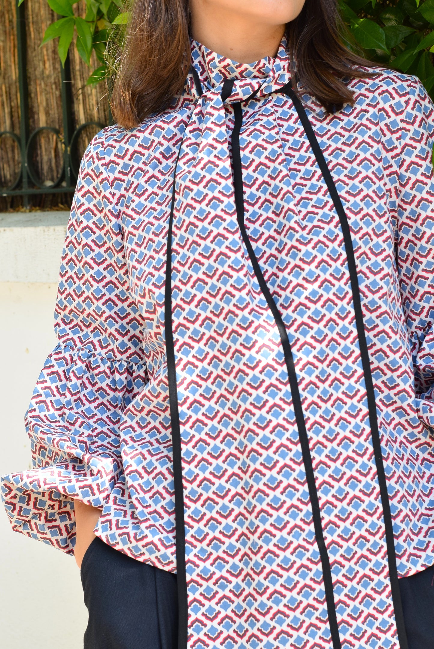 BLUSA GABRIELA - AZUL Y ROJA