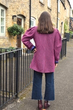 Load image into Gallery viewer, CHAQUETA MORADA
