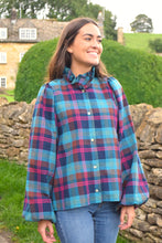 Load image into Gallery viewer, BLUSA EUGENIA - TARTAN VERDE  -
