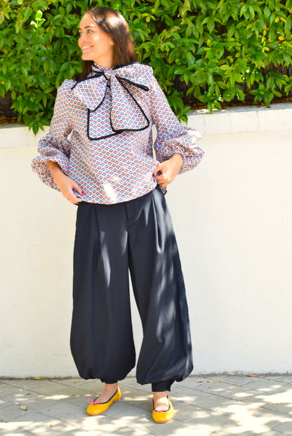 BLUSA GABRIELA - AZUL Y ROJA