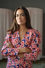 Cargar imagen en el visor de la galería, VESTIDO FABIOLA - FLORES -
