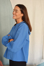 Load image into Gallery viewer, BLUSA ISABEL - VICHY AZUL

