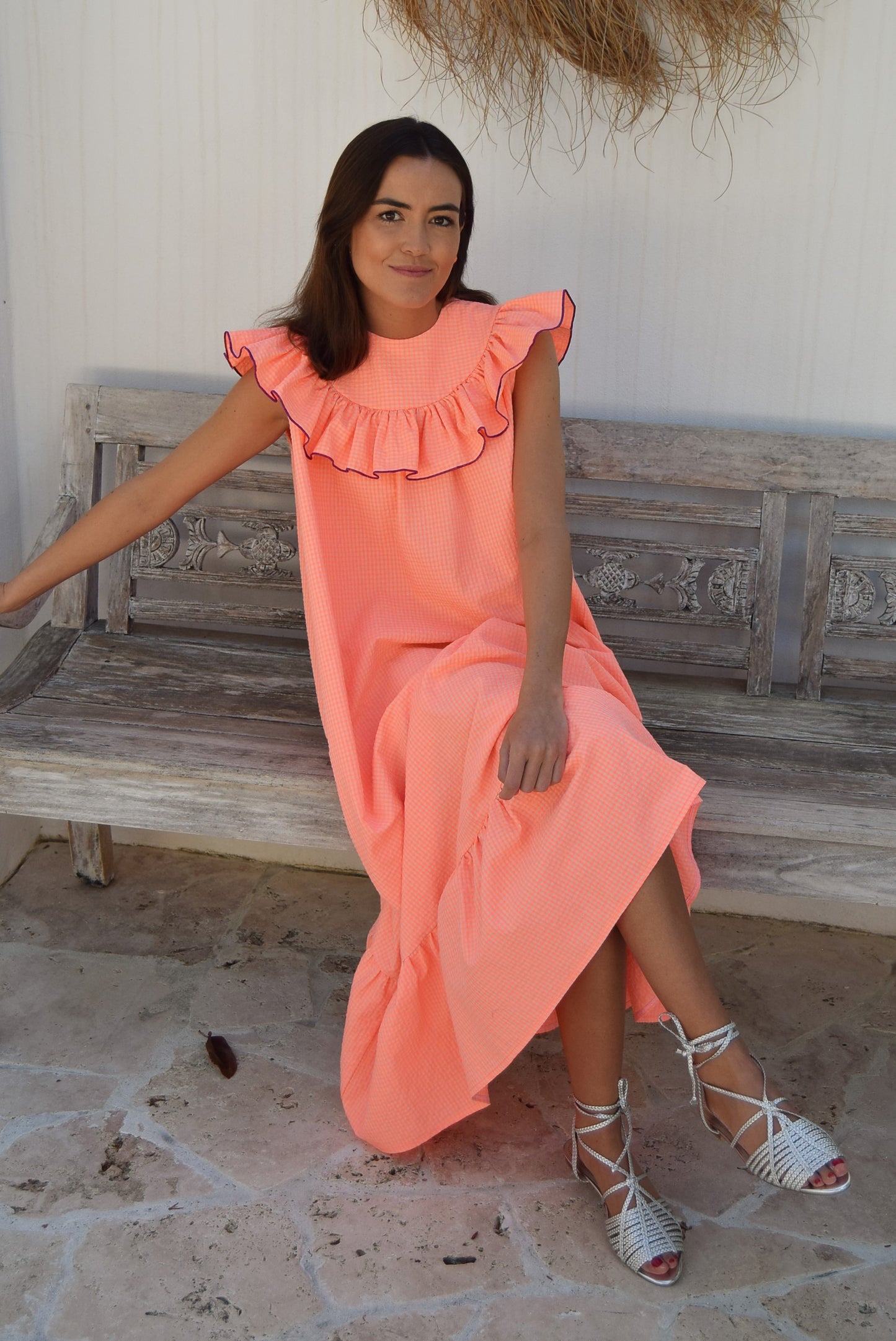 Vestido naranja con volante