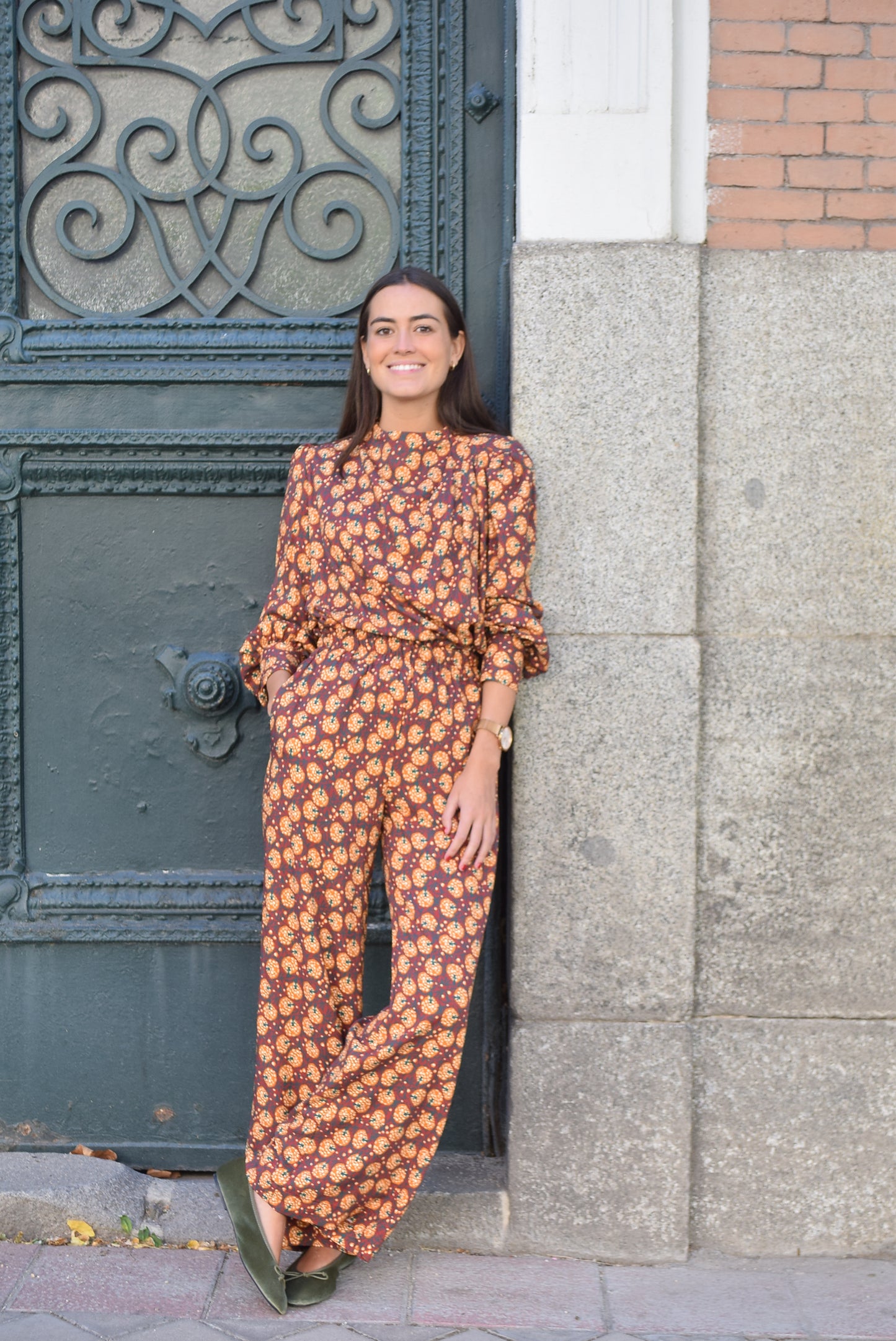 PANTALONES LUCÍA - FLOR GRANATES -