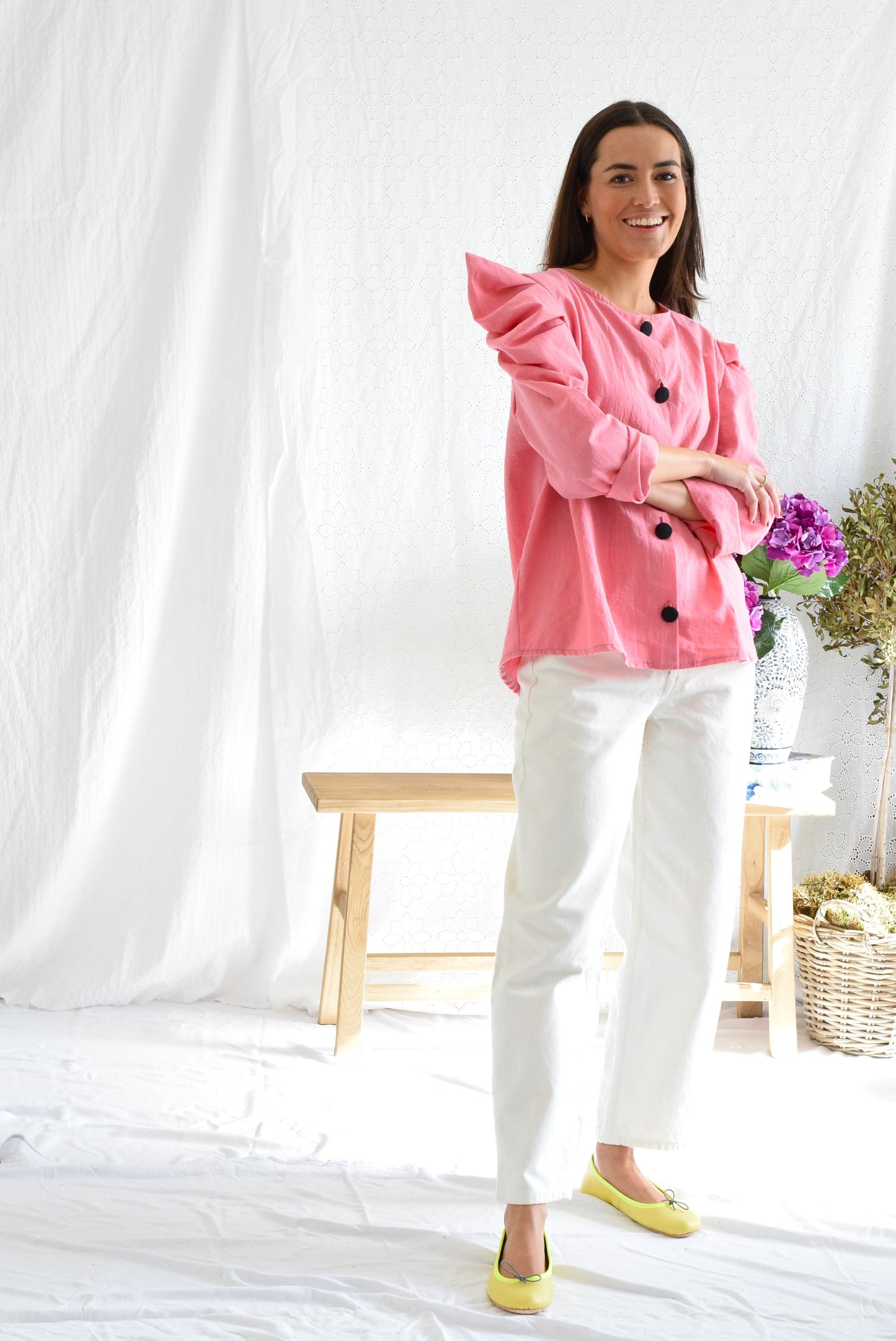 SOBRECAMISA BEGOÑA - ROSA CON NEGRO -