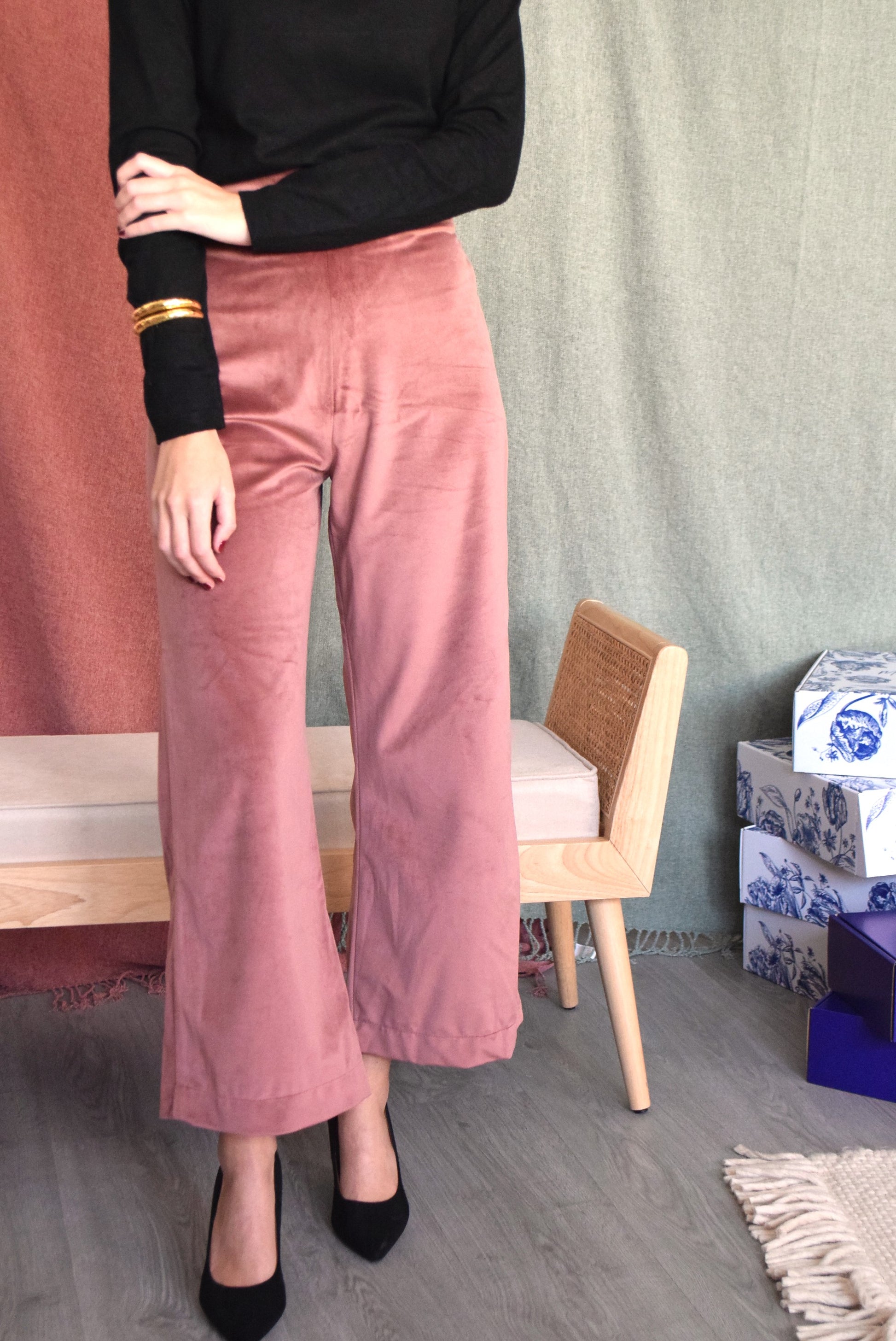 PANTALONES TERCIOPELO ROSA EMPOLVADO 
