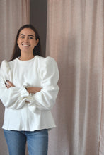 Cargar imagen en el visor de la galería, Jersey con volantes Blanco
