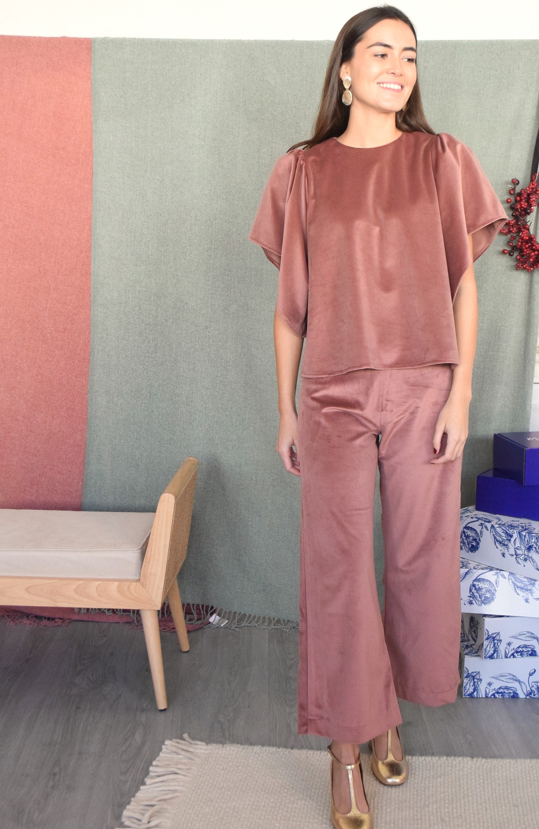 PANTALONES TERCIOPELO ROSA EMPOLVADO 