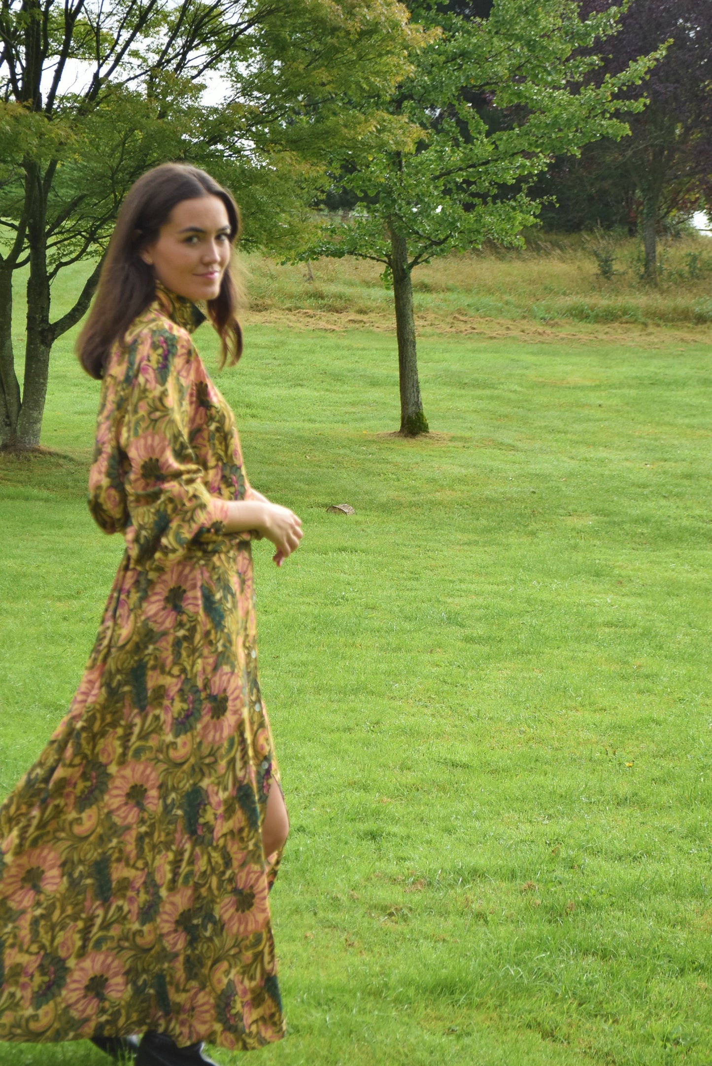 FALDA ANA - FLORES VERDES - PREORDER 9 DICIEMBRE