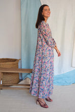 Cargar imagen en el visor de la galería, VESTIDO JIMENA - FLORECITAS -
