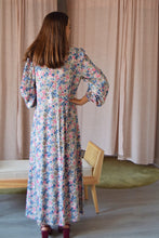 Cargar imagen en el visor de la galería, VESTIDO JIMENA - FLORECITAS -
