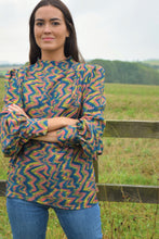 Cargar imagen en el visor de la galería, BLUSA MICAELA - ZIGZAG -
