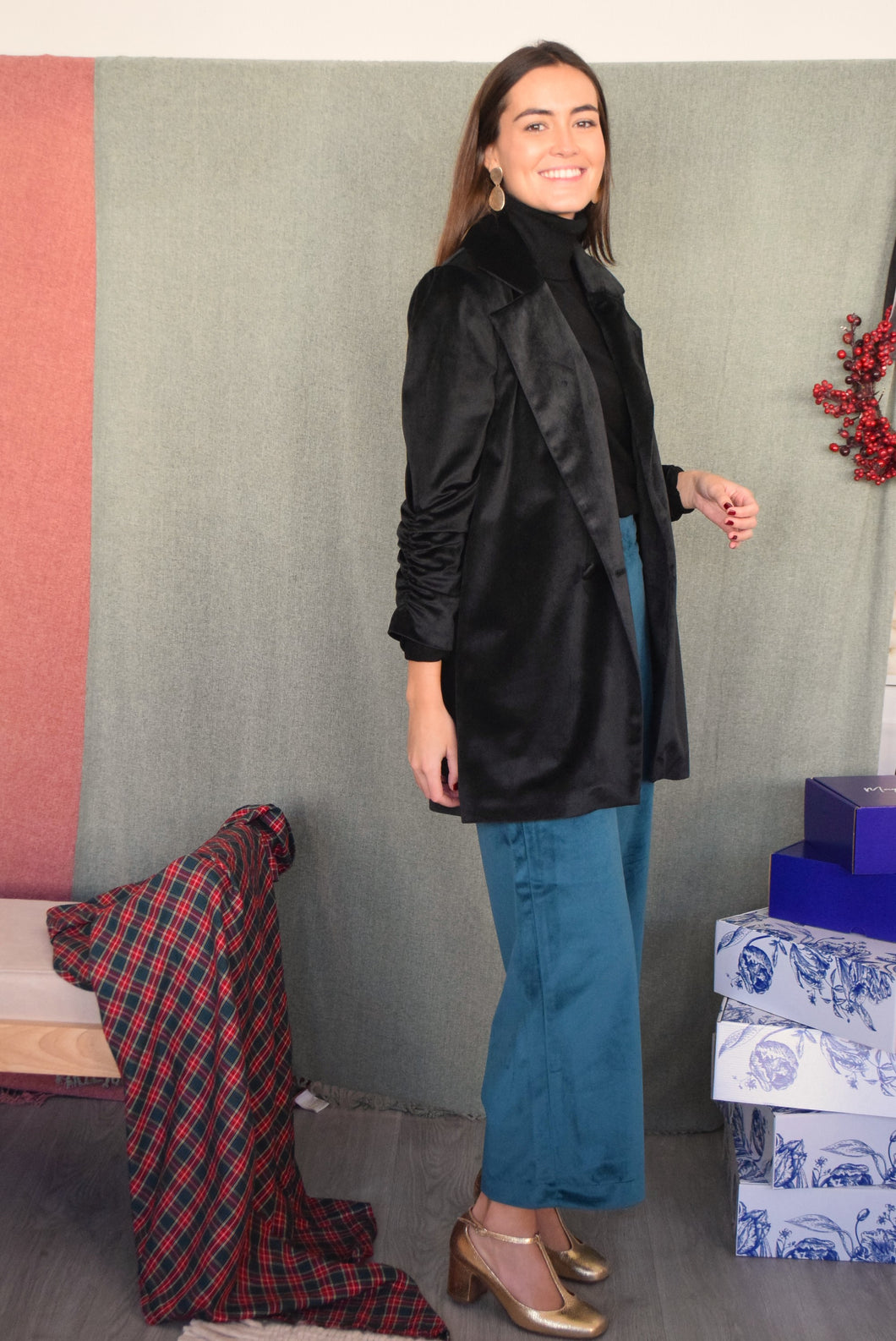 CHAQUETA NONA - TERCIOPELO NEGRO -