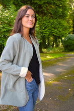 Load image into Gallery viewer, CHAQUETA MACARENA - PANA VERDE-
