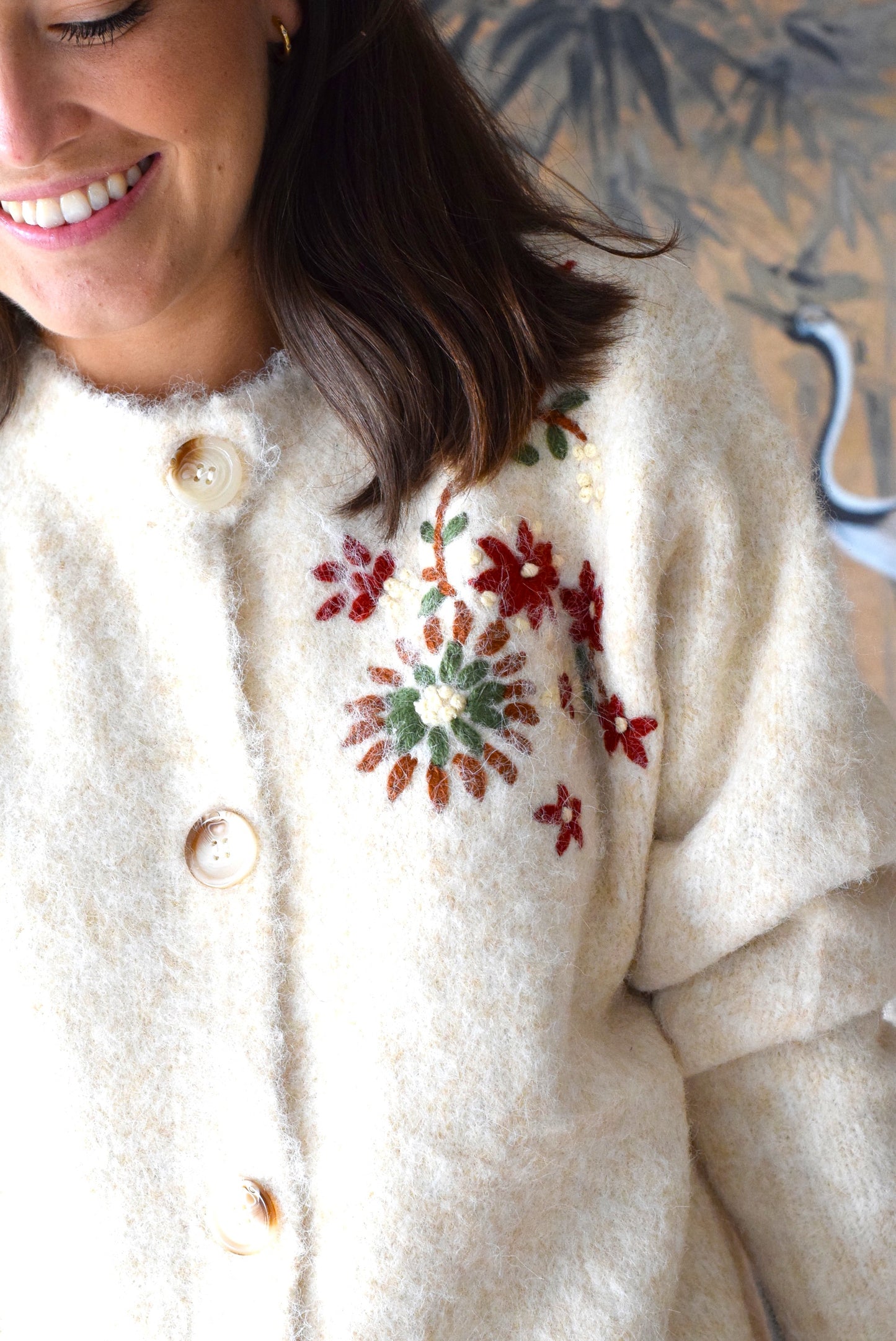 CHAQUETA NIZA FLORES BORDADAS
