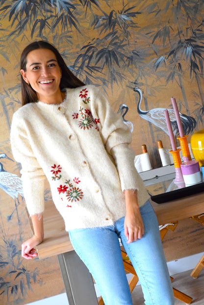 CHAQUETA NIZA FLORES BORDADAS