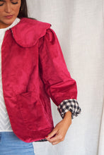 Load image into Gallery viewer, CHAQUETA VALENTINA - ANTE FUCSIA
