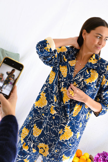 CHAQUETA NONA - FLOR AZUL Y AMARILLA