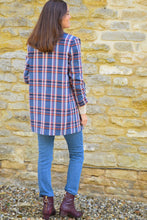 Load image into Gallery viewer, CHAQUETA NONA - ESCOCESA AZUL -
