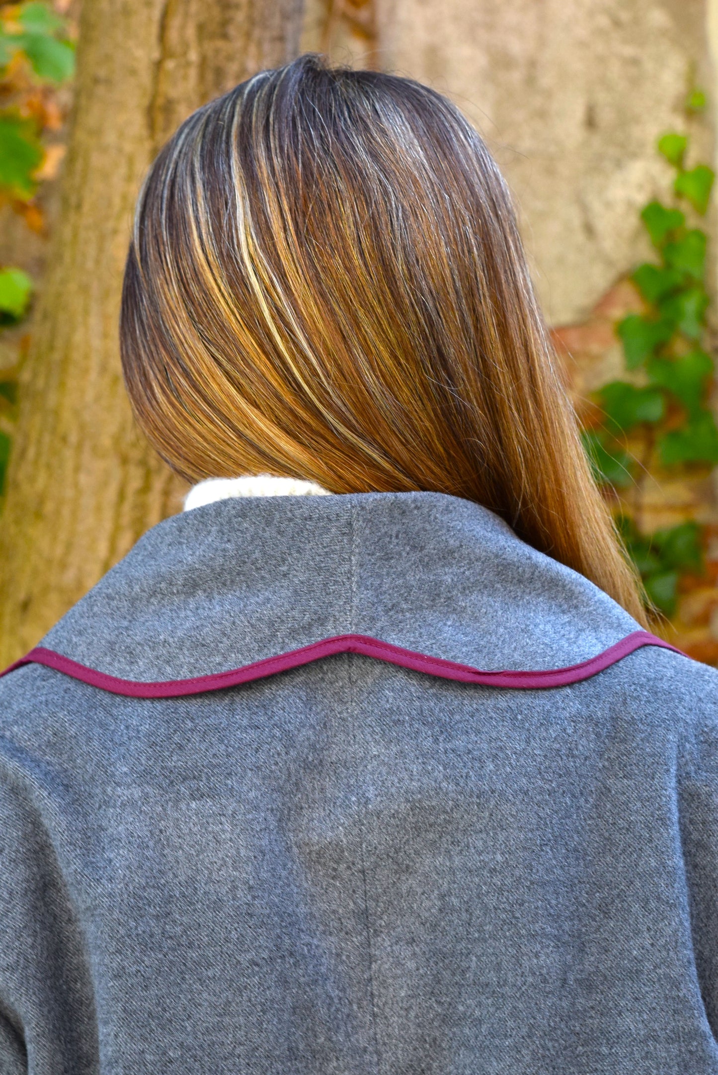 CHAQUETA NICOLETTA - GRIS Y GRANATE - PREORDER 23 NOVIEMBRE