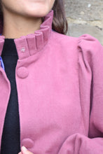 Cargar imagen en el visor de la galería, Abrigo Rosa Eugenia
