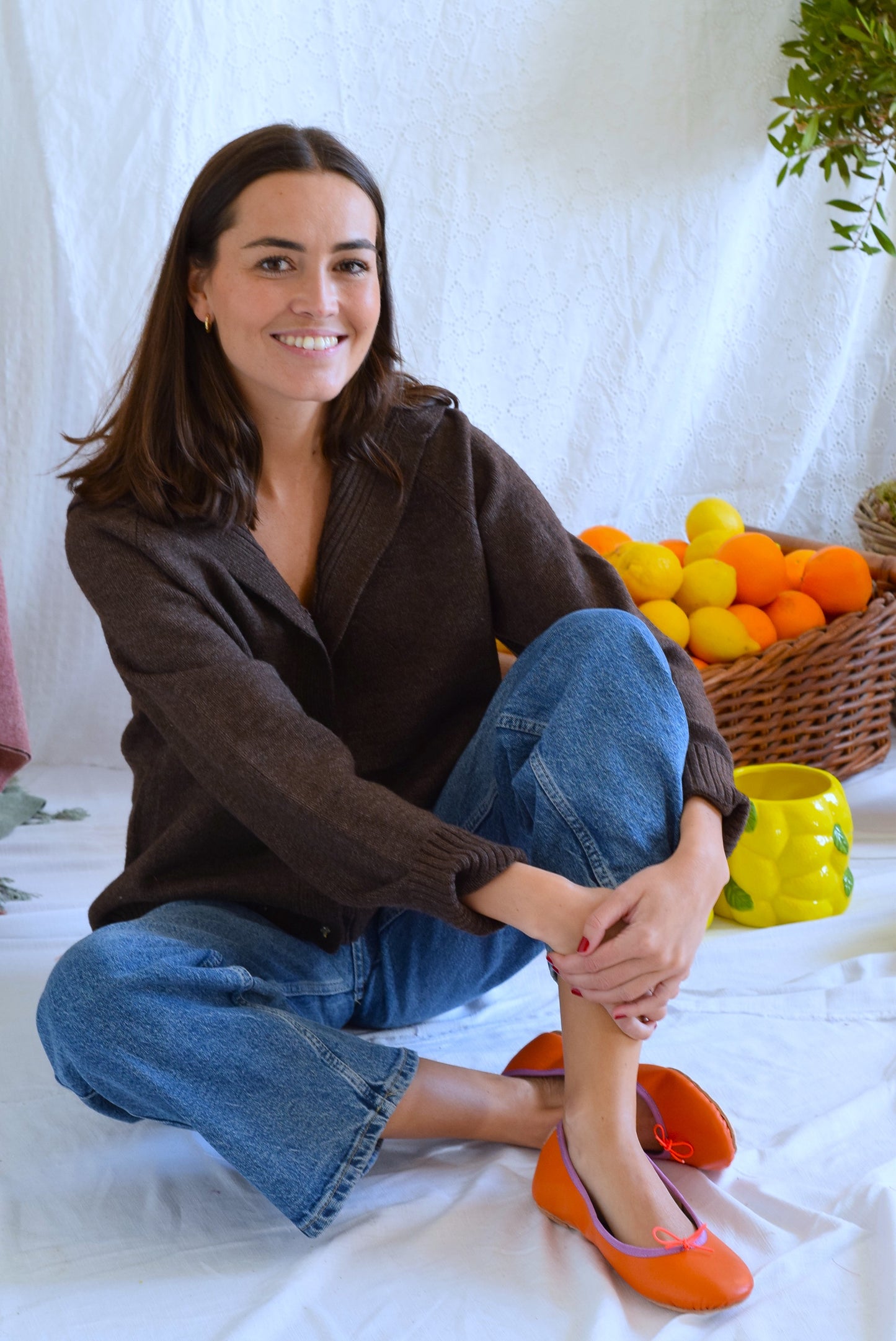 BAILARINAS NARANJAS CON MORADO