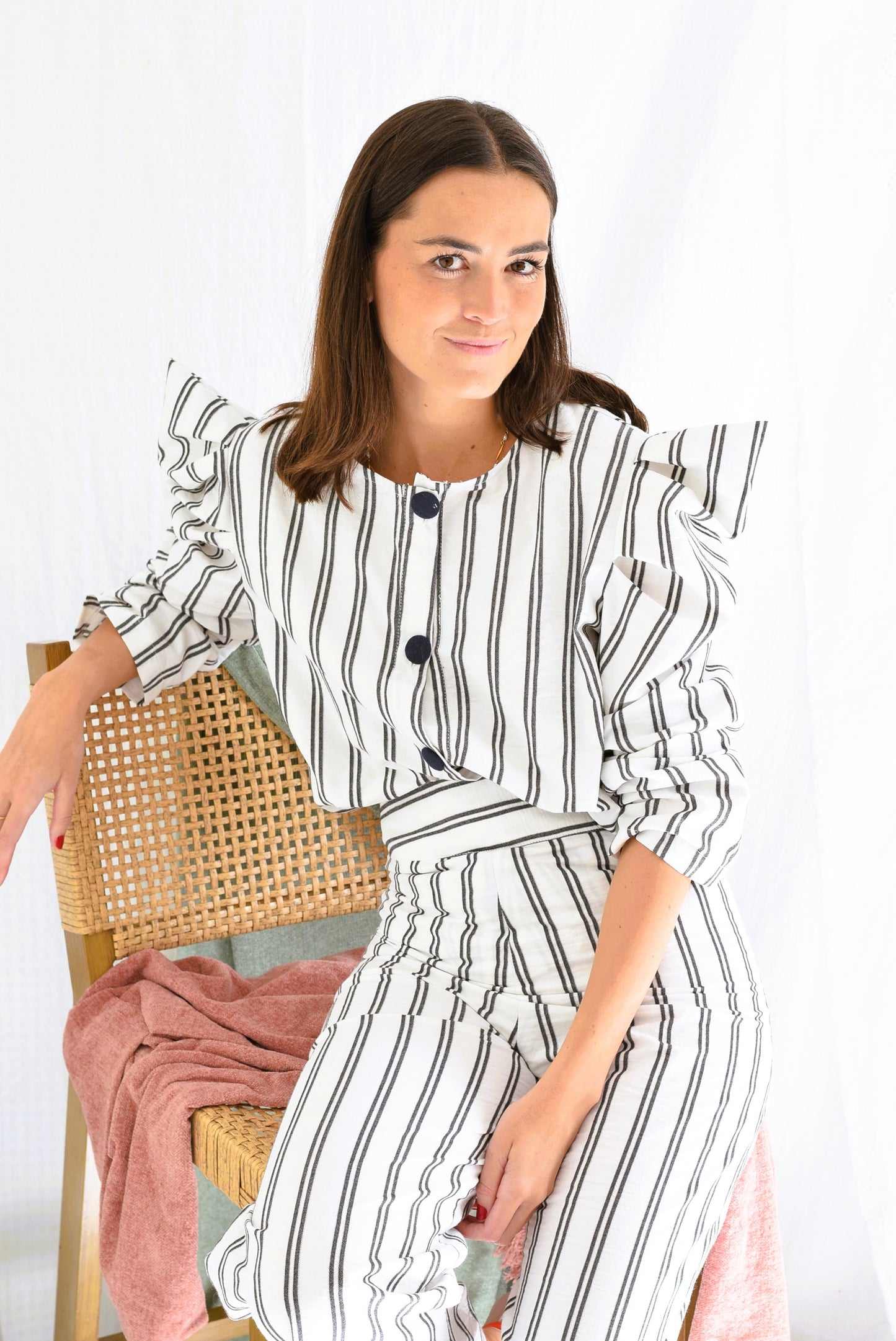 SOBRECAMISA BEGOÑA - RAYAS NEGRAS