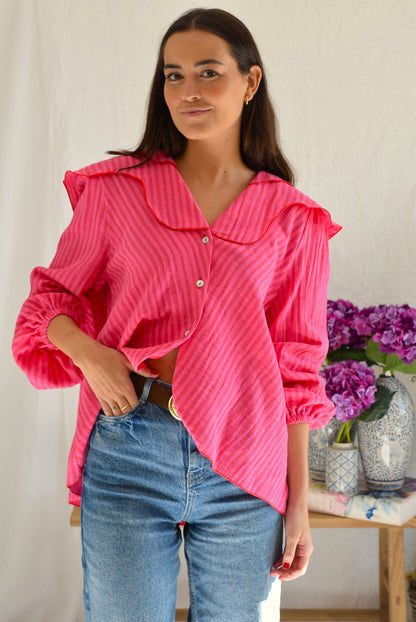 CAMISA MÁXIMA - RAYAS ROSAS Y ROJAS - PREORDER 23 ABRIL
