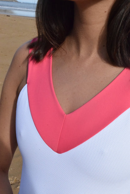 TRAJE DE BAÑO - VICTORIA - BLANCO CON ROSA