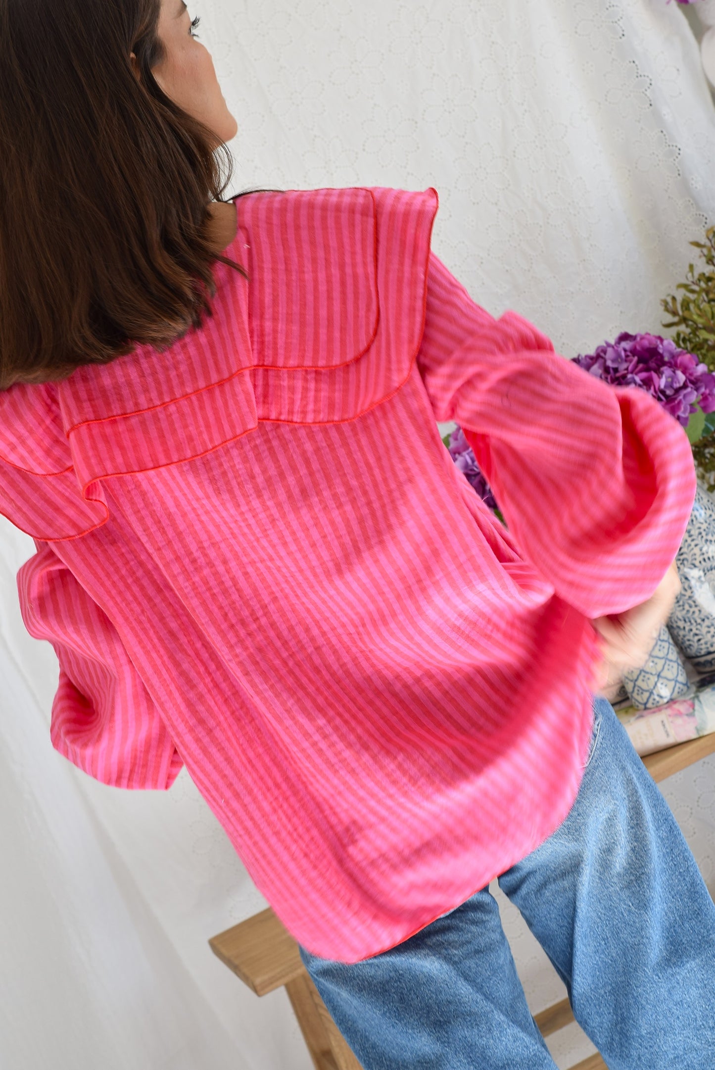 CAMISA MÁXIMA - RAYAS ROSAS Y ROJAS - PREORDER 23 ABRIL