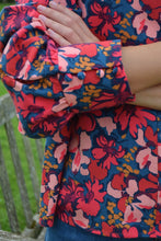 Cargar imagen en el visor de la galería, BLUSA VICTORIA - LIBERTY -
