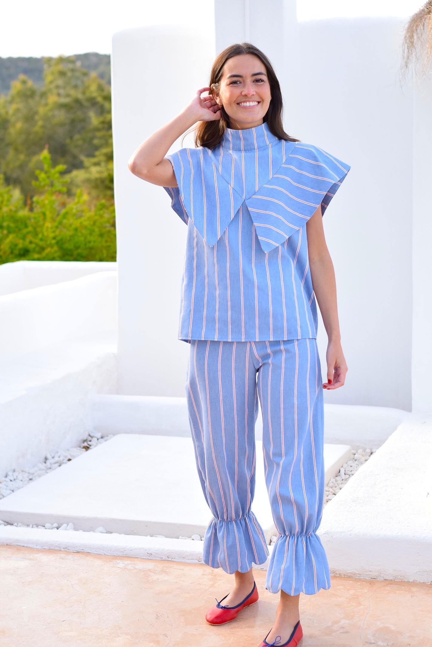 BLUSA FLAVIA - AZUL RAYA ROJA - PREORDER 22 DE MAYO
